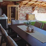 Nagy-zatonyi Vendeghaz Holiday home Dunasziget