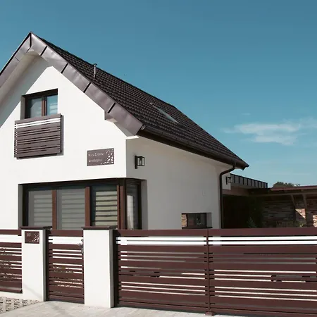 Tatil Evi Nagy-zatonyi Vendeghaz Dunasziget