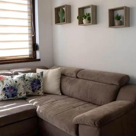 Tatil Evi Nagy-zatonyi Vendeghaz *
